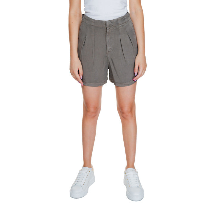 Vero Moda  Women Short