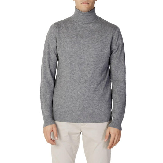 Diktat Men Knitwear