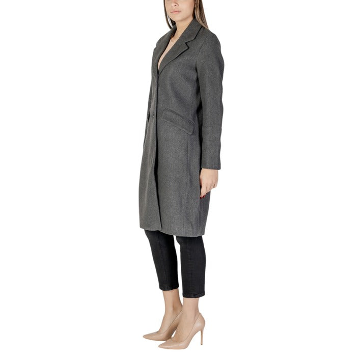 Vero Moda  Women Coat