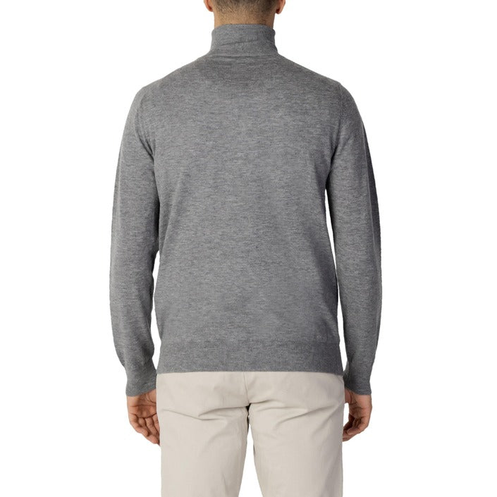 Diktat Men Knitwear