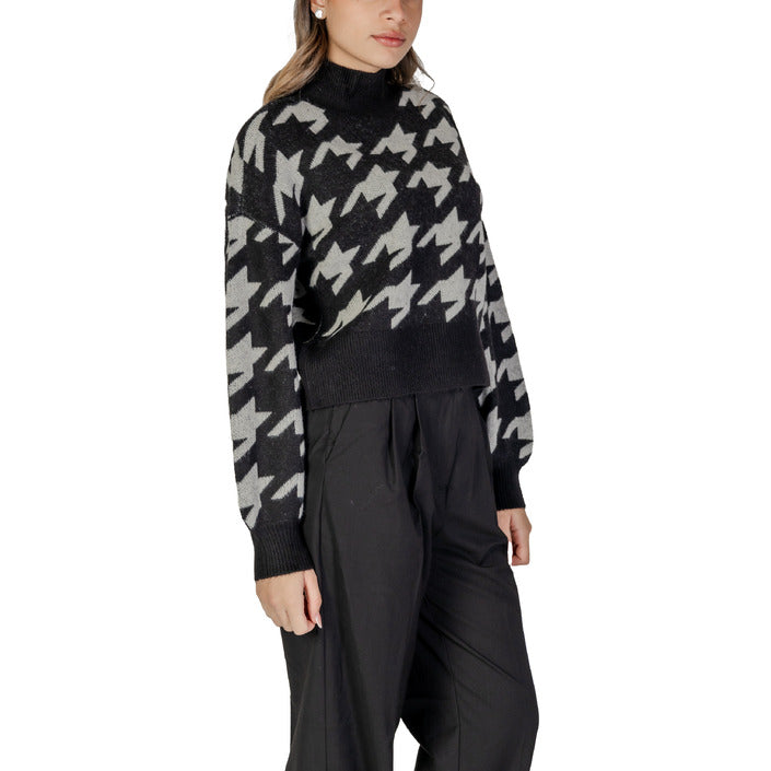 Vero Moda  Women Knitwear