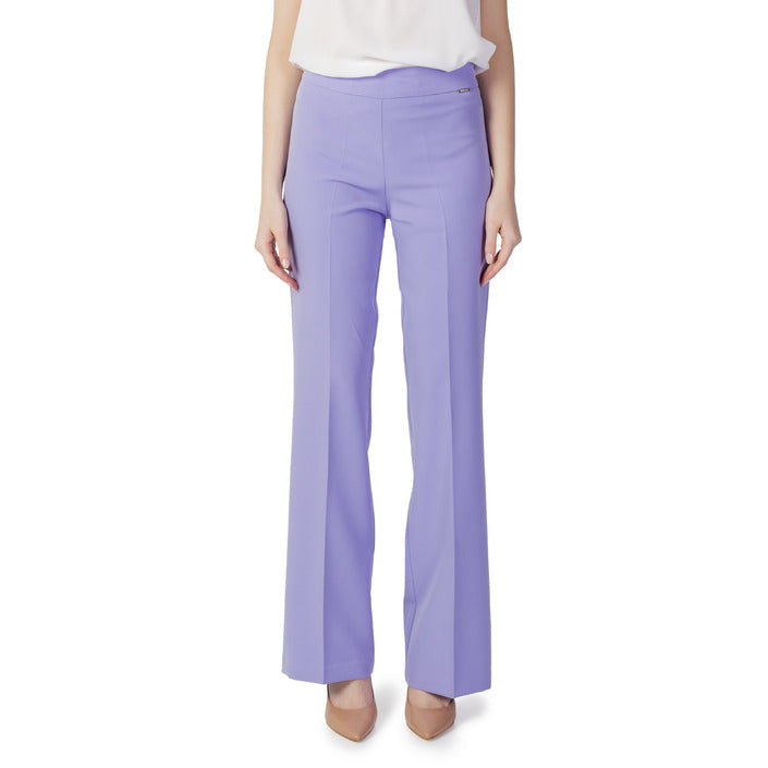 Hanny Deep  Women Trousers