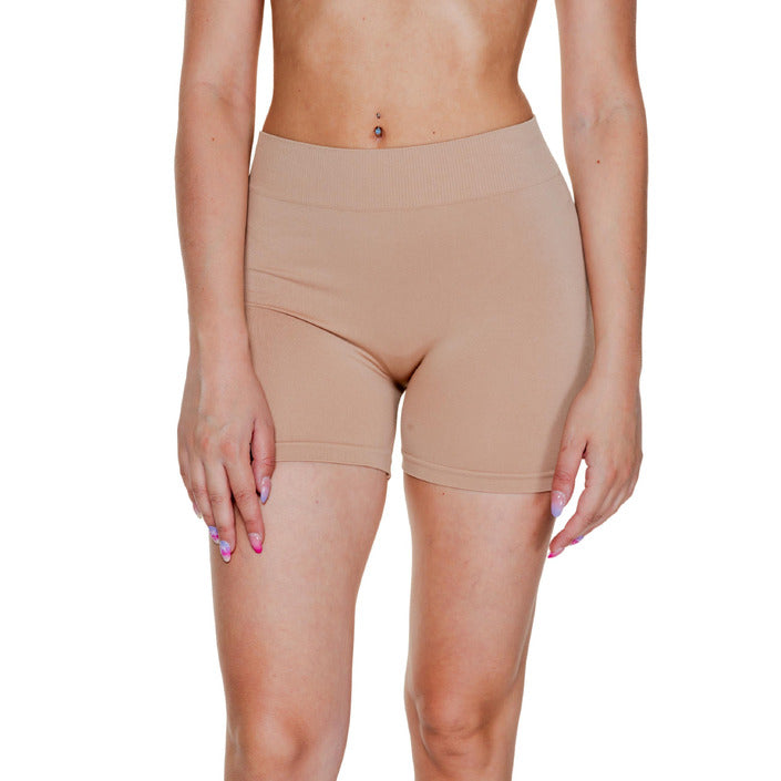 Vero Moda  Women Short