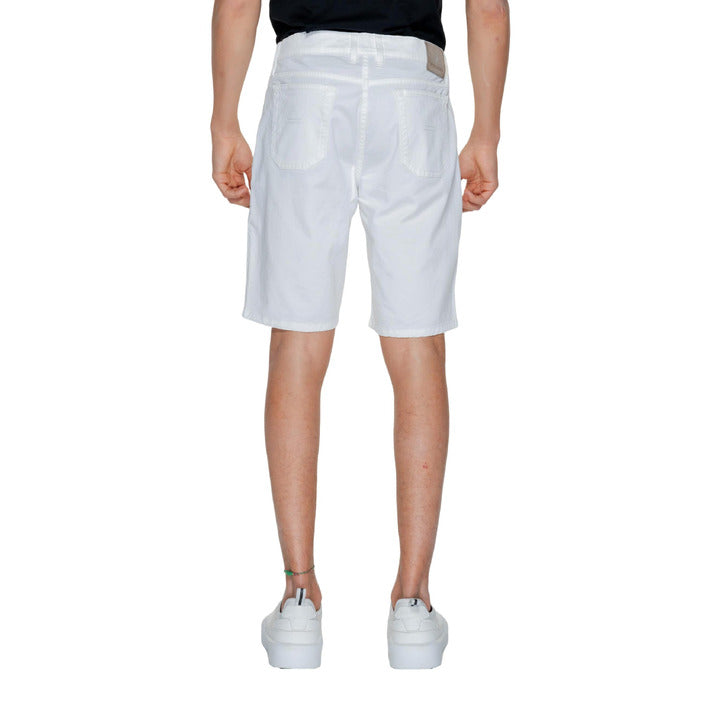 Jeckerson Men Shorts