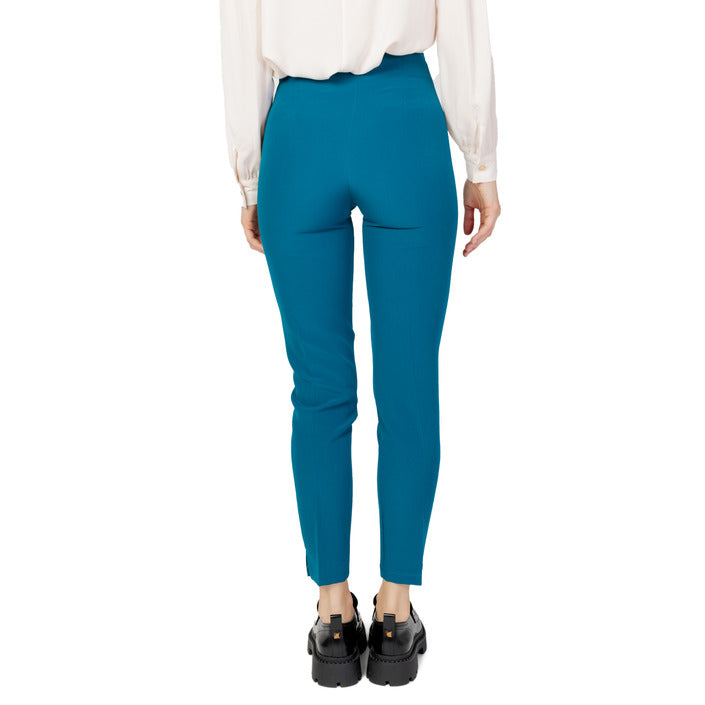 Hanny Deep  Women Trousers