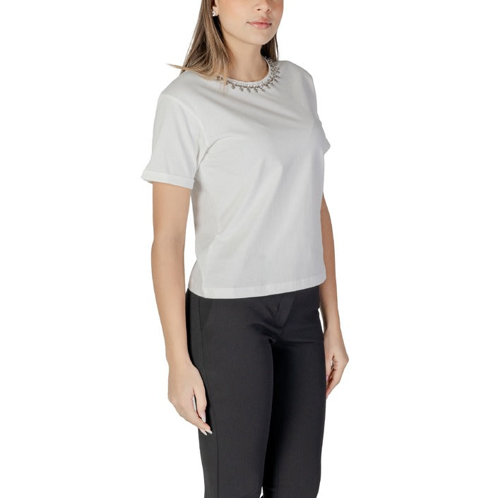 Morgan De Toi  Women T-Shirt