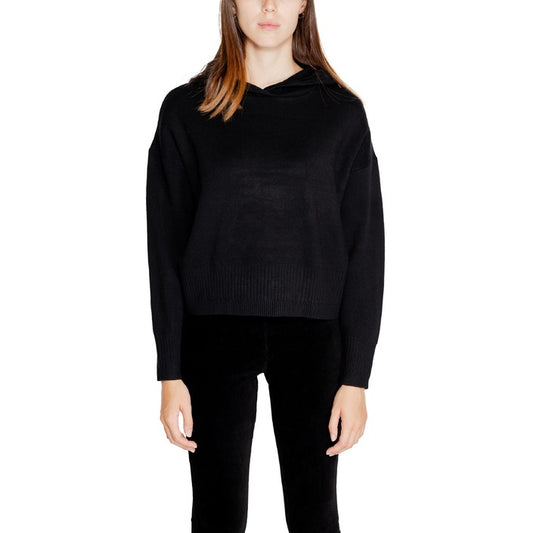 Vero Moda  Women Knitwear