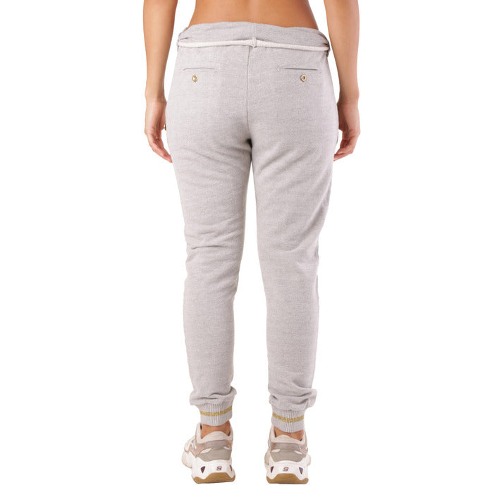 Met  Women Trousers