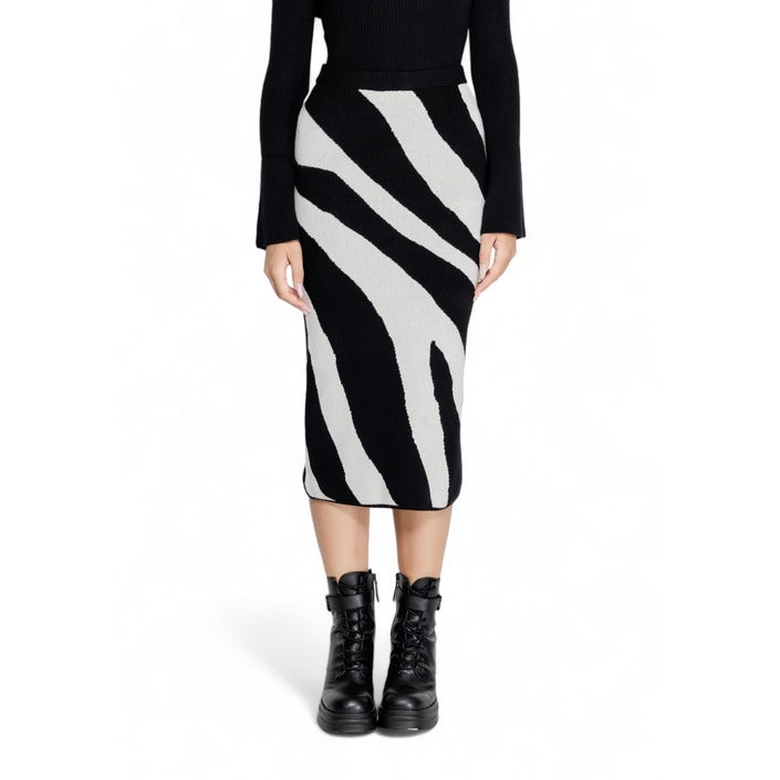 Vero Moda  Women Skirt