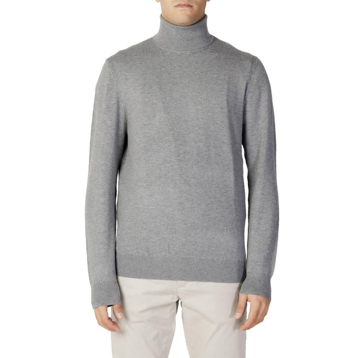 Diktat Men Knitwear