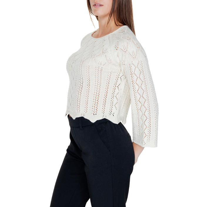 Vero Moda  Women Knitwear