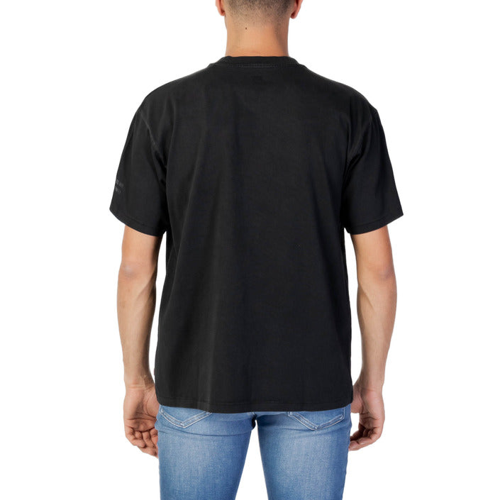 Levi`s Men T-Shirt