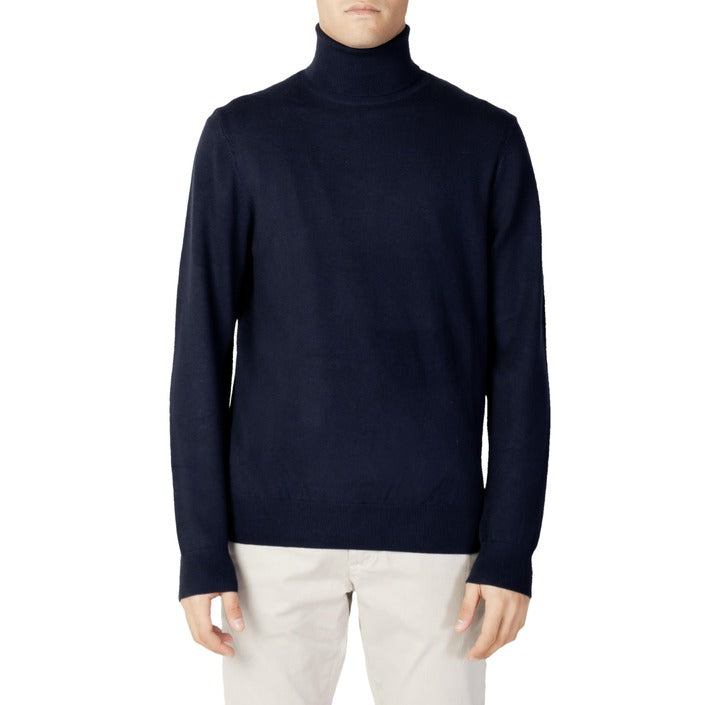 Diktat Men Knitwear