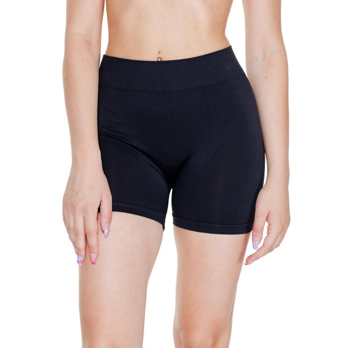 Vero Moda  Women Short