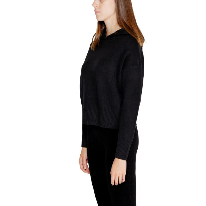 Vero Moda  Women Knitwear