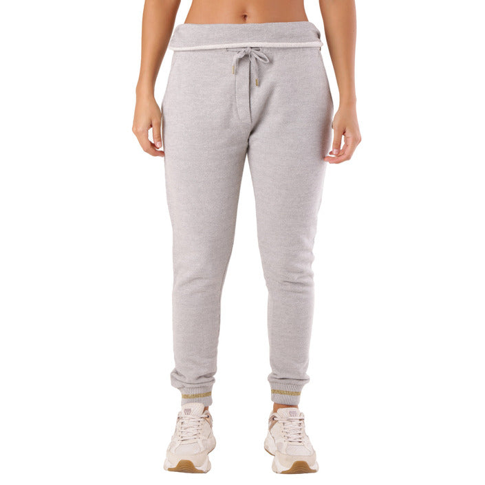 Met  Women Trousers